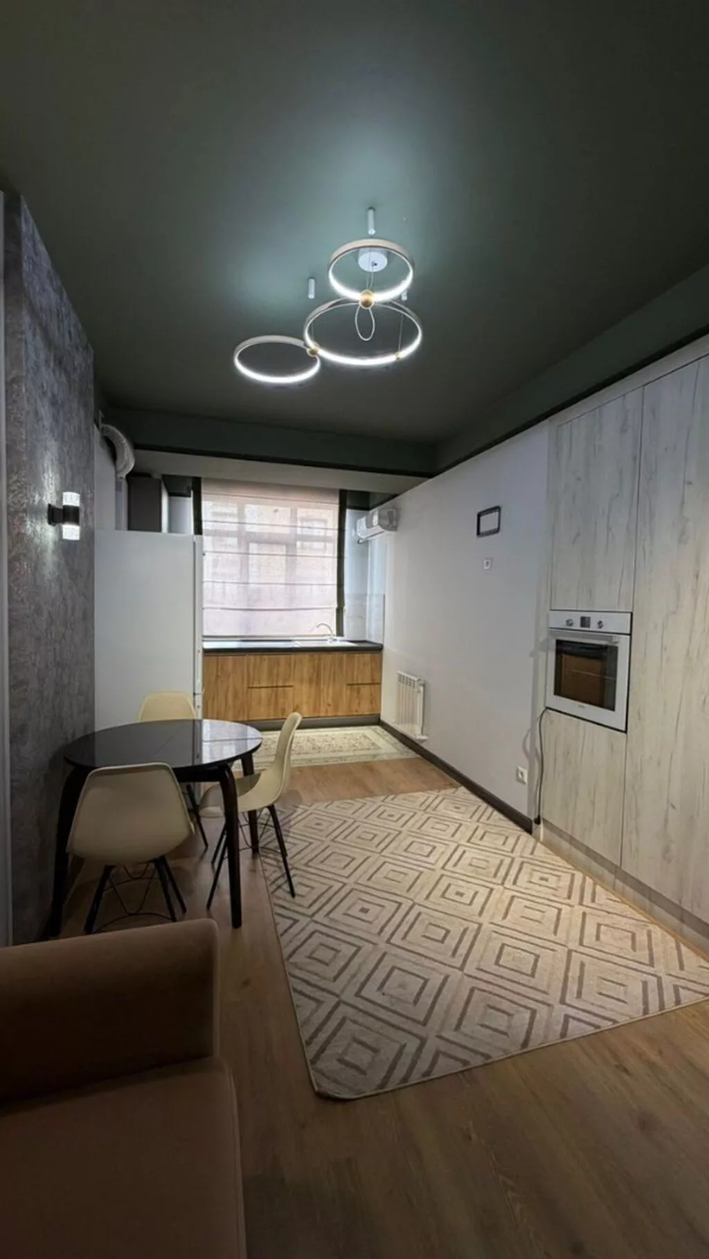 3 комнаты, 77 м², Джал-15 Элитка, 9 этаж, Евроремонт