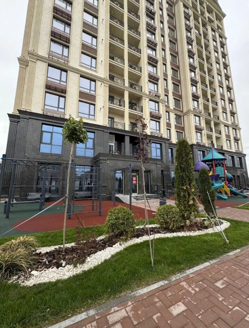 3 комнаты, 119 м², Южная Магистраль Элитка, 8 этаж, ПСО (под самоотделку)