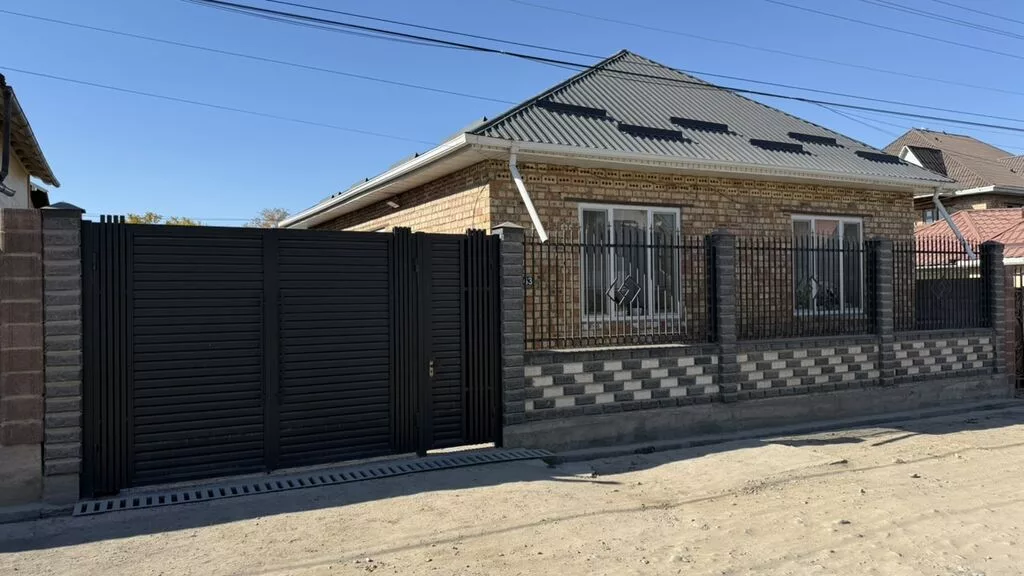 5 комнат, 165 м², 4 соток, пос. Дачный, Собственник