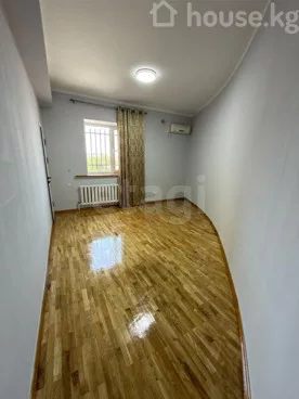 Аренда Дом, 4-комн.: город Бишкек, Карла Маркса — за 264 000 ⃀