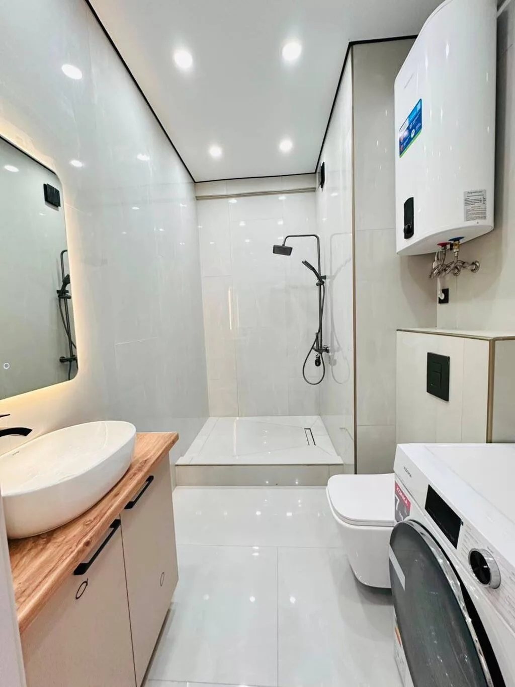 2 комнаты, 58 м², Асанбай мкр Элитка, 8 этаж, Евроремонт