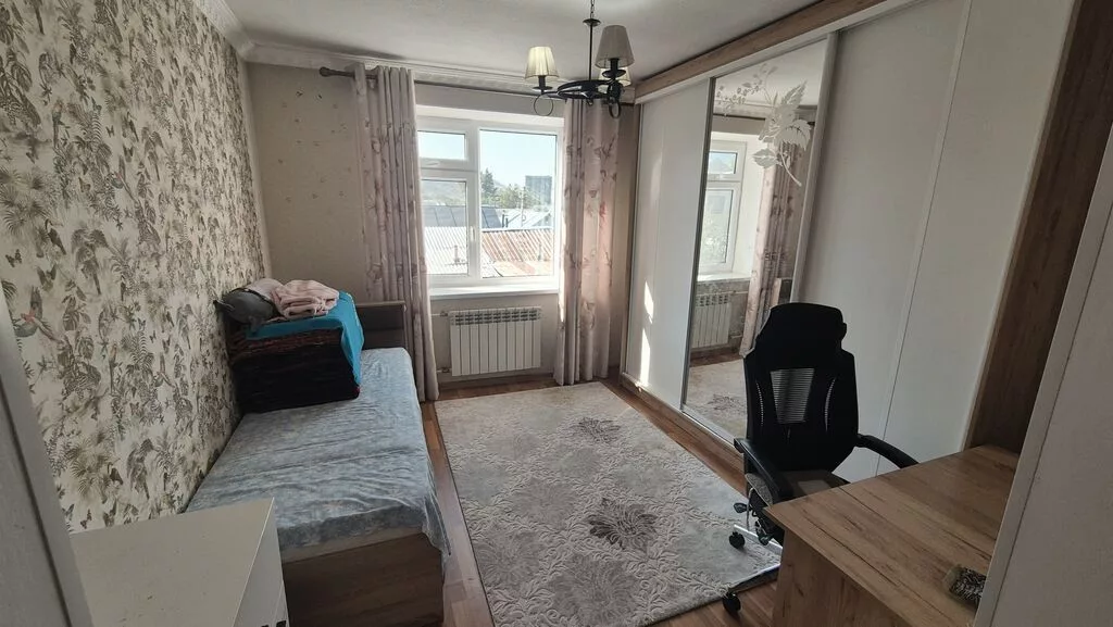 220 м², 6 комнат и более