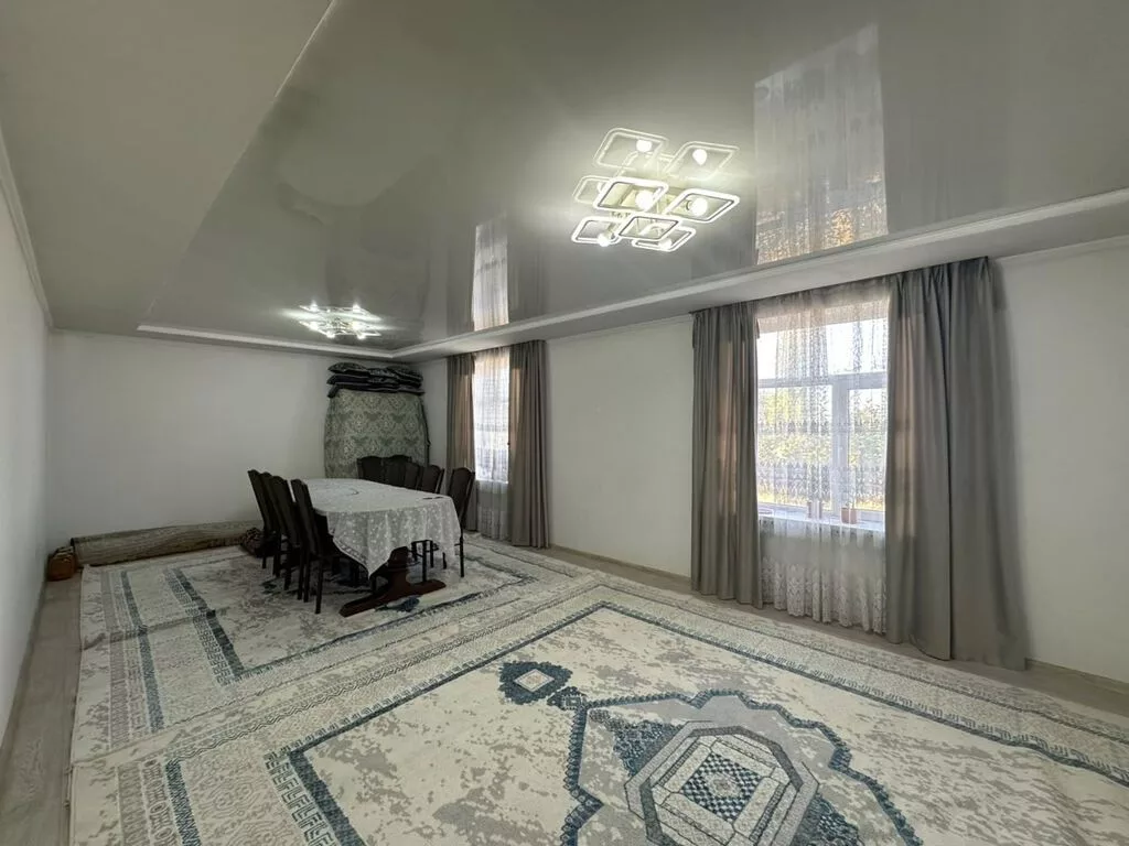 4 комнаты, 180 м², 5 соток, Кунтуу, Агентство недвижимости