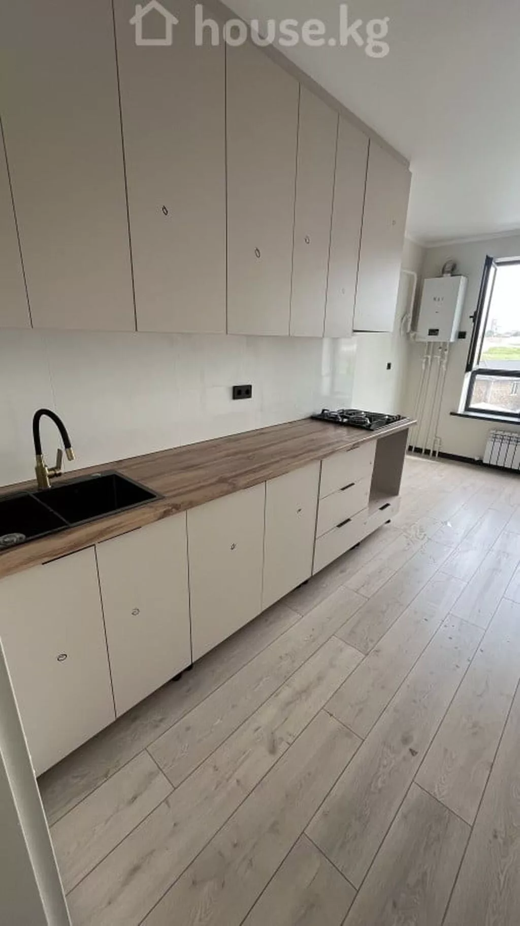 2 комнаты, 73 м², Пишпек Элитка, 4 этаж, Евроремонт