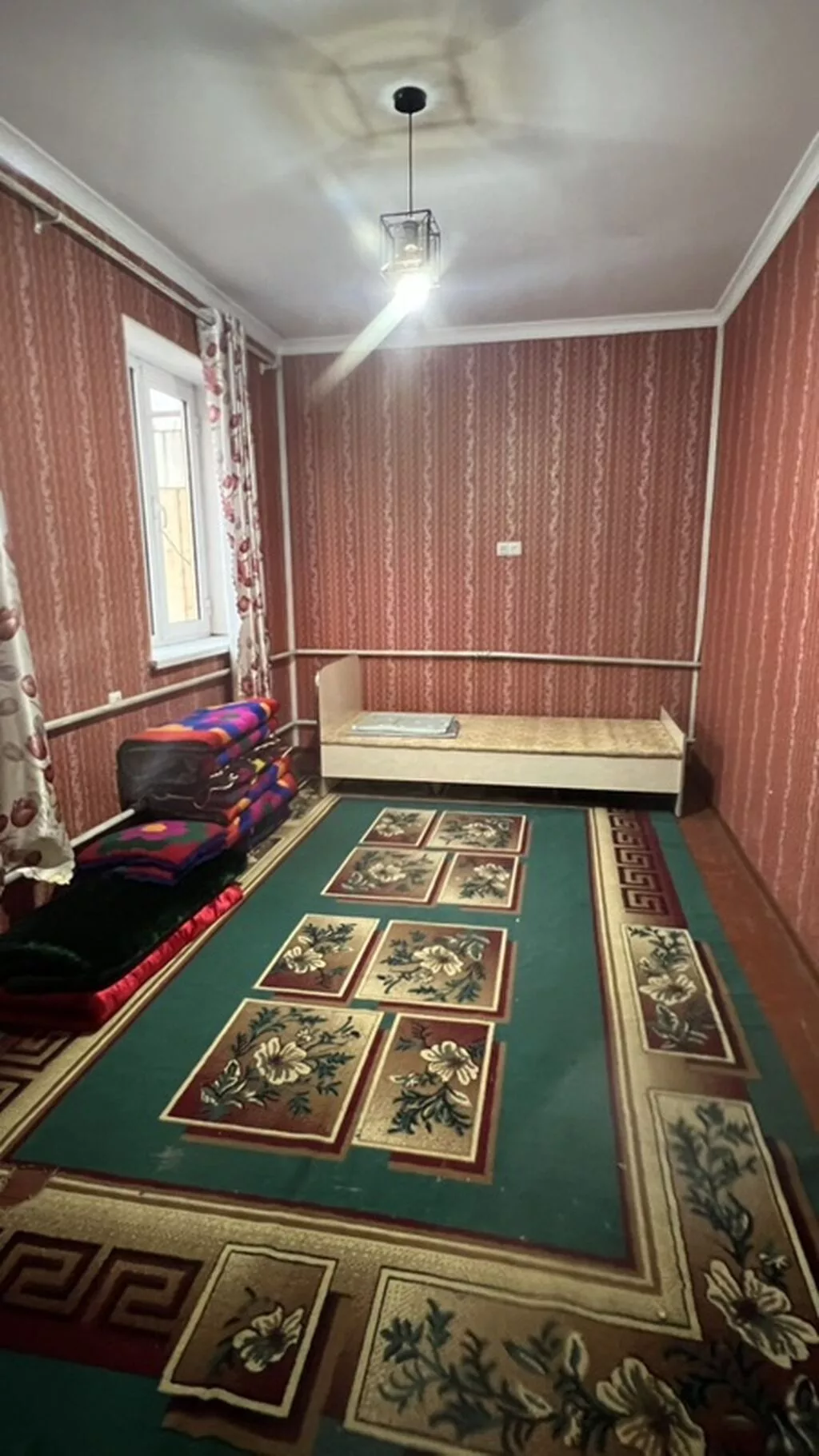 Сдаётся уютный дом с мебелью и базовой бытовой техникой. Планировка и