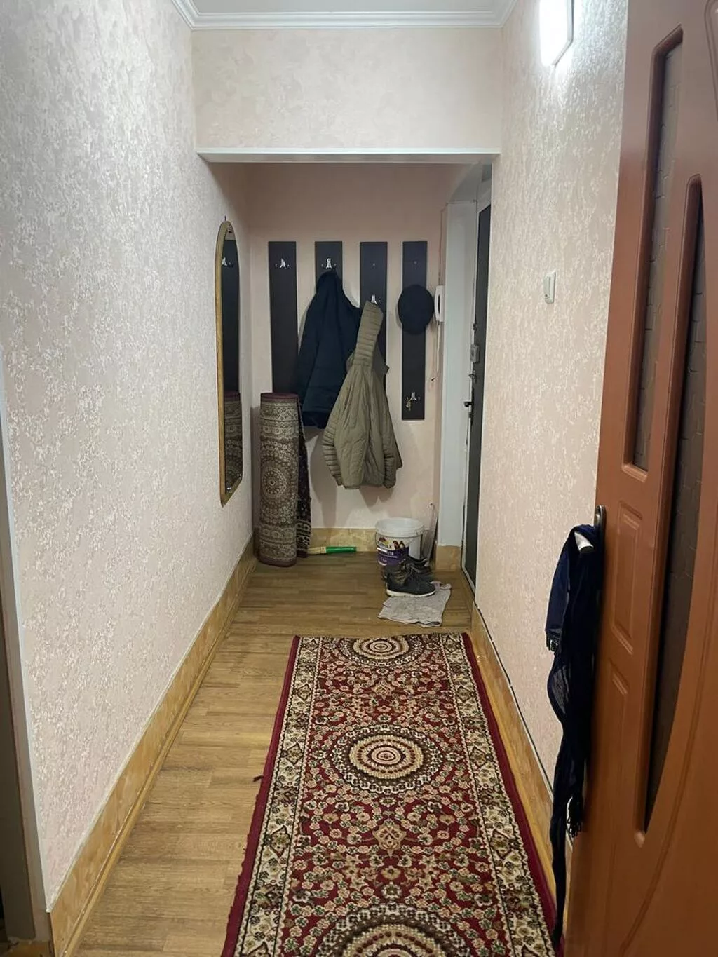 1 комната, 33 м², Боконбаева/Уметалиева 104 серия, 1 этаж, Евроремонт