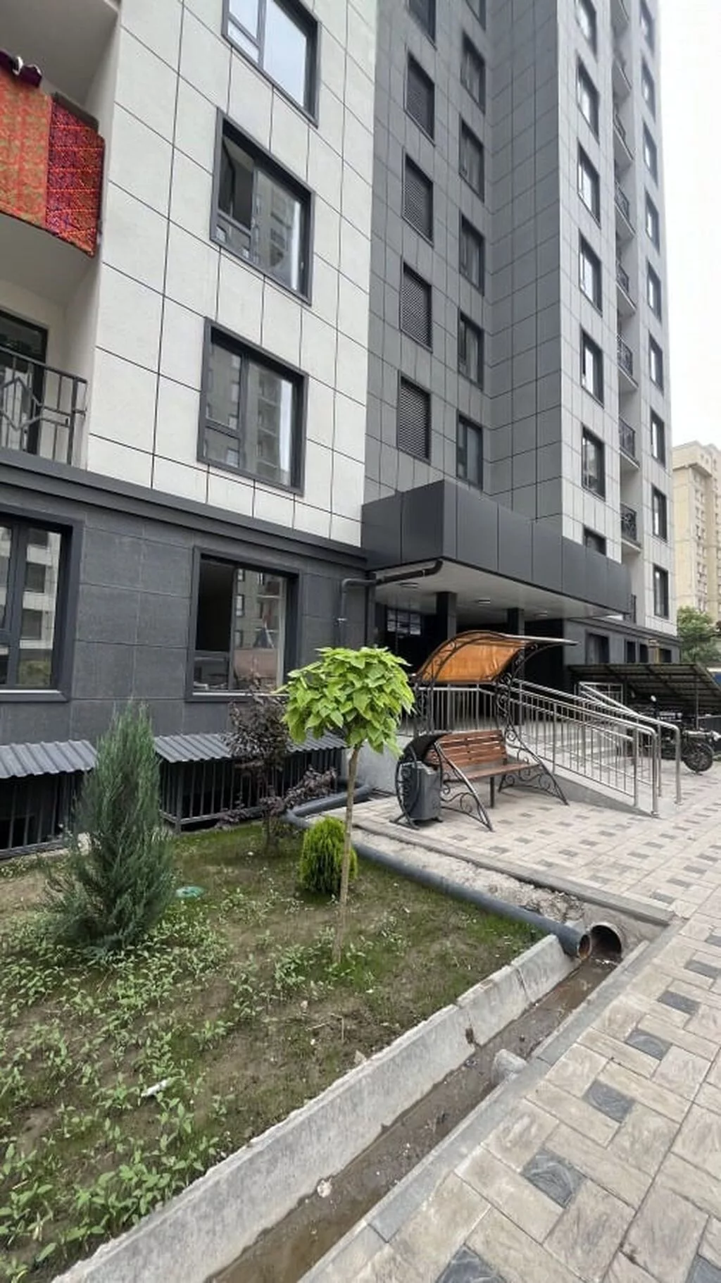 2 комнаты, 73 м², Пишпек Элитка, 4 этаж, Евроремонт