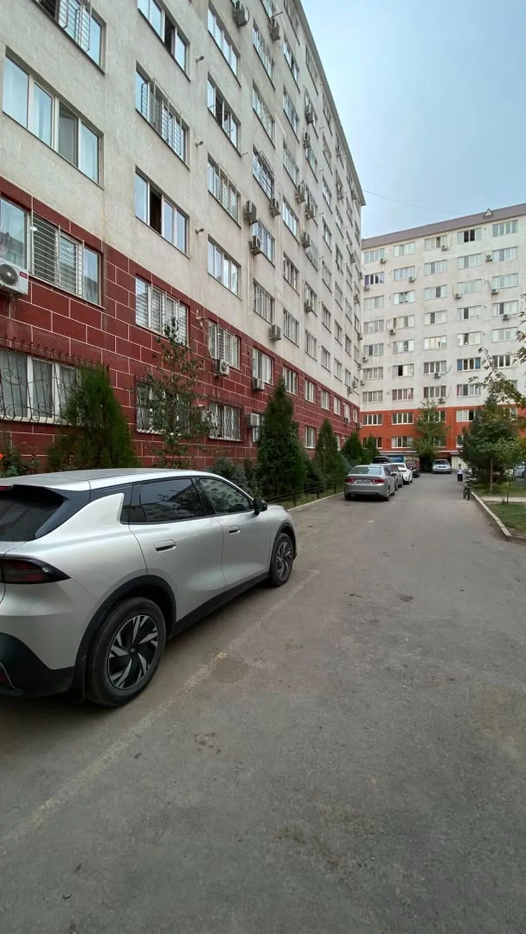3 комнаты, 83 м², Кок-Жар ж/м 106 серия улучшенная, 4 этаж, Евроремонт