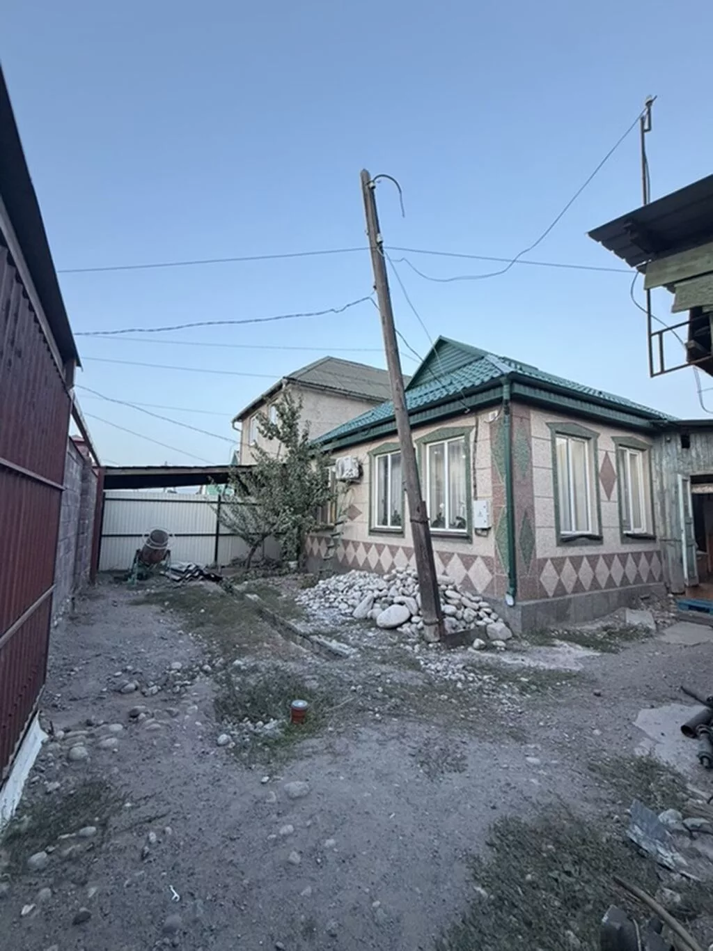 3 комнаты, 96 м², 7 соток, Джал, Риэлтор