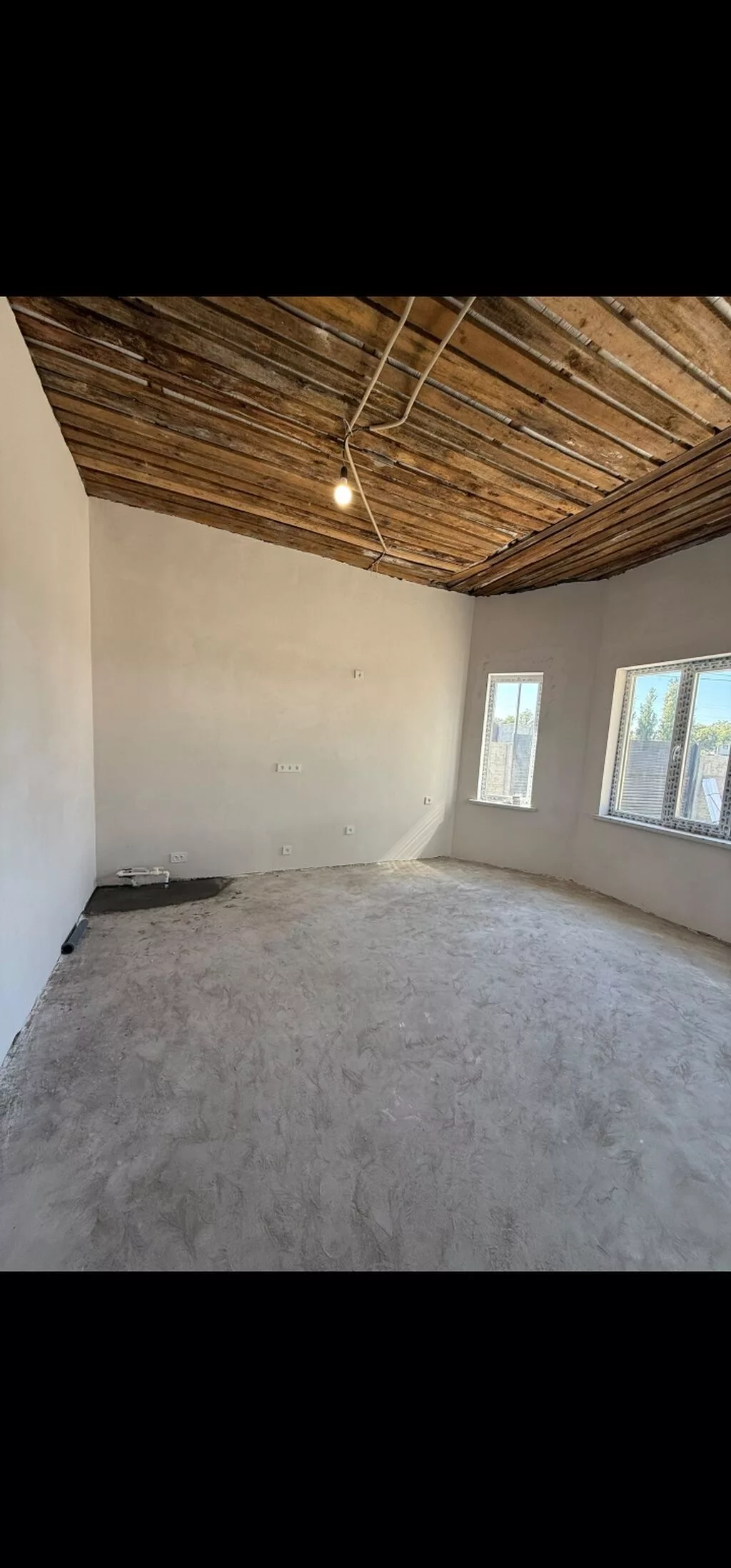 3 комнаты, 90 м², 4 соток, Бишкек, Восток с. Собственник