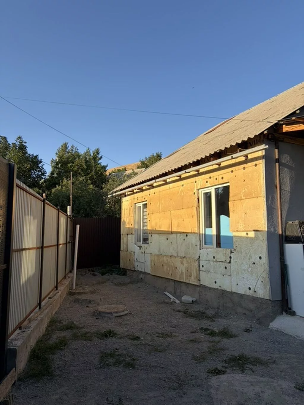 Дом 5 сот на Панараме. - Двухэтажны дом с мансардой и двускатной