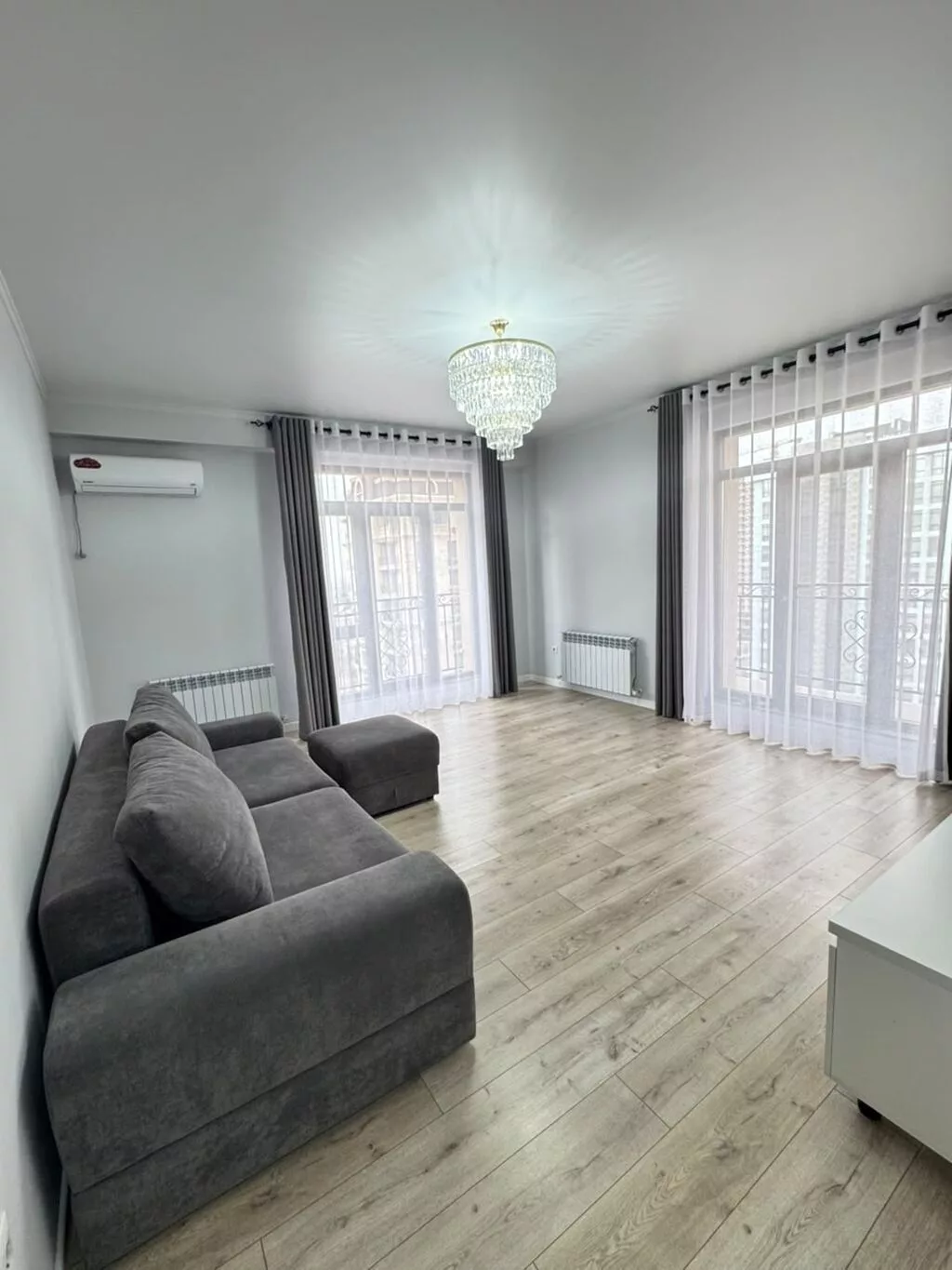 2 комнаты, 79 м², Элитка, 12 этаж, Евроремонт