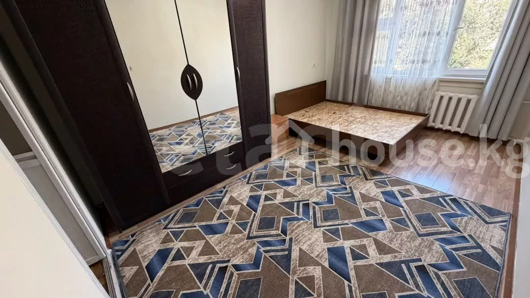 Аренда 3-комн. квартира: город Бишкек, 8 м-н — за 69 959 ⃀