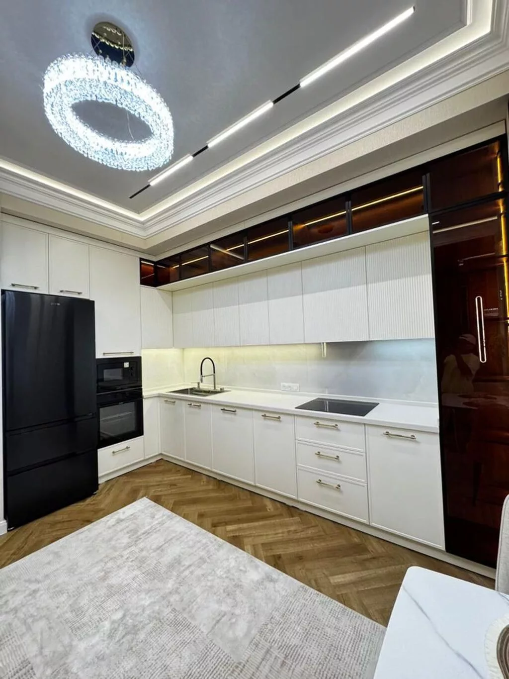 3 комнаты, 104 м², Асанбай мкр Элитка, 14 этаж
