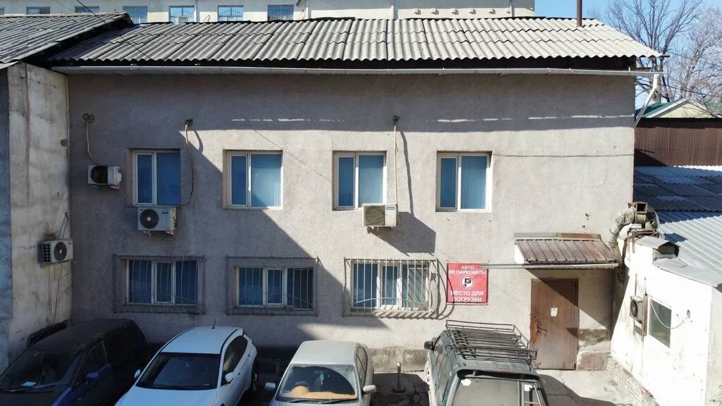Продаю комерческое помещение в центре города. Во дворе сдании Илбирс