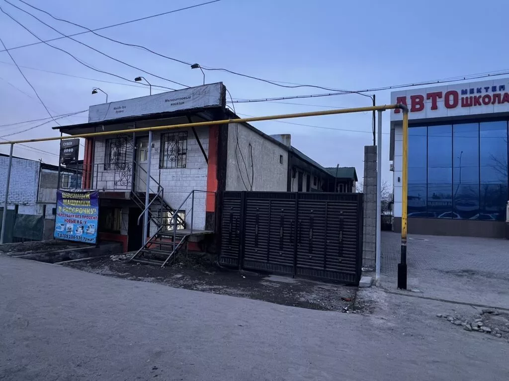 Продажа магазинов В жилом доме, 350 м², Свежий ремонт, Отдельный вход, 2 этаж