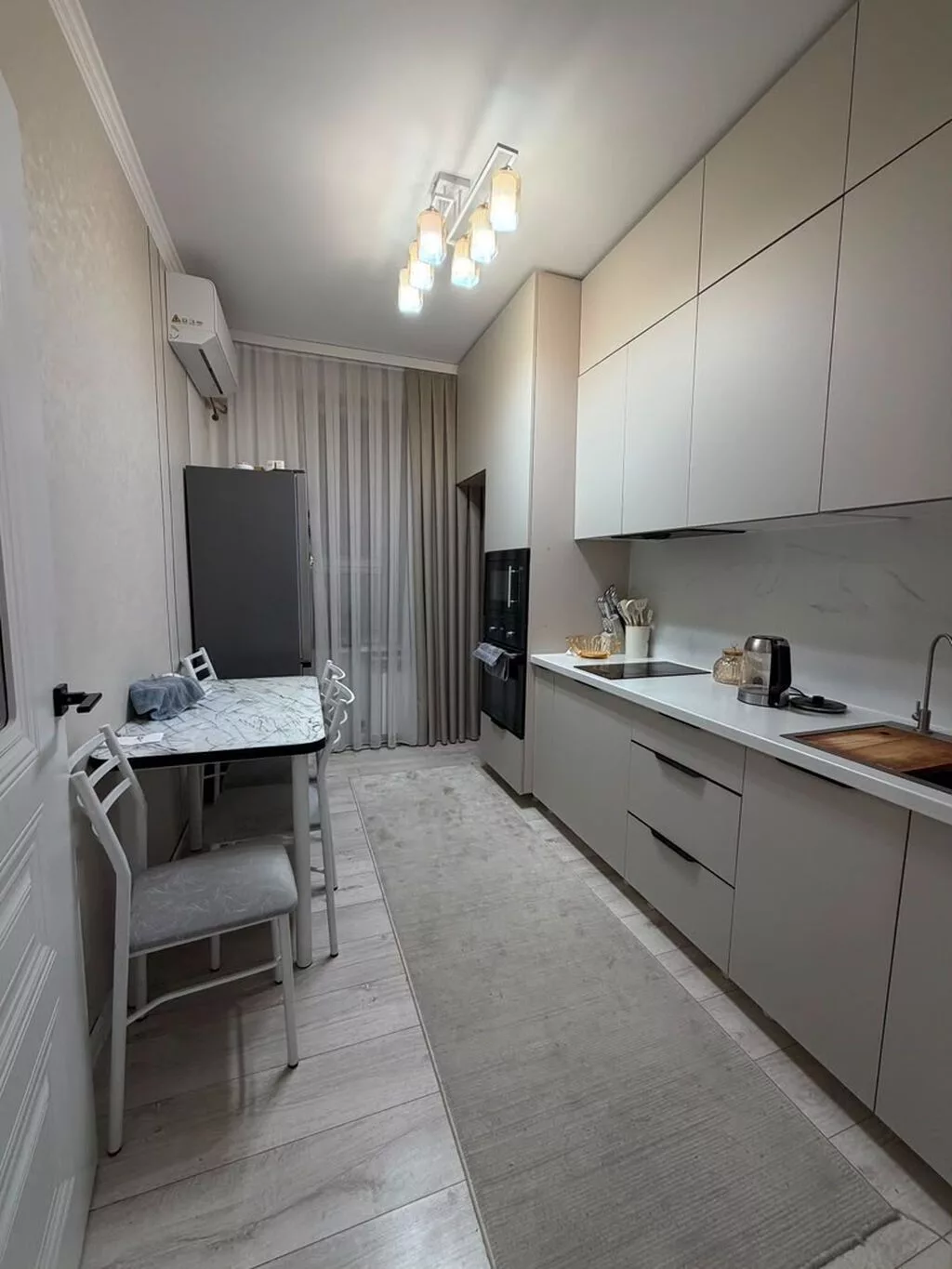 2 комнаты, 61 м², Пишпек 8 этаж