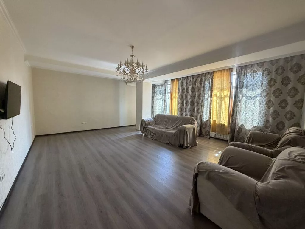 3 комнаты, 143 м², Вефа ТЦ Элитка, 3 этаж, Евроремонт