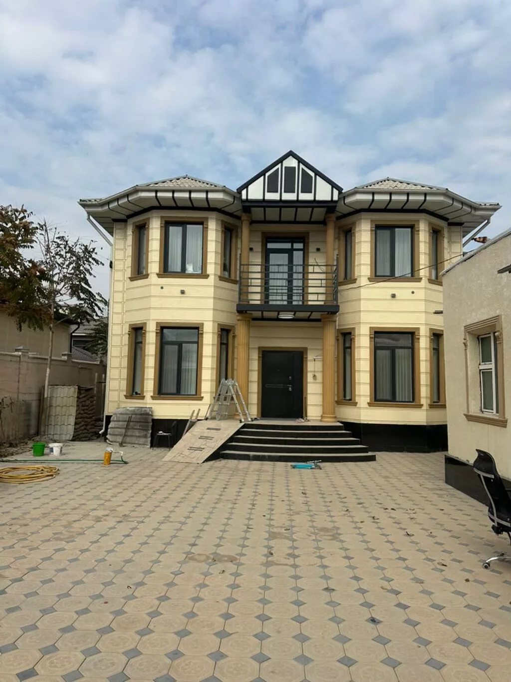 220 м², 6 комнат и более, Кок-Жар ж/м, Без животных