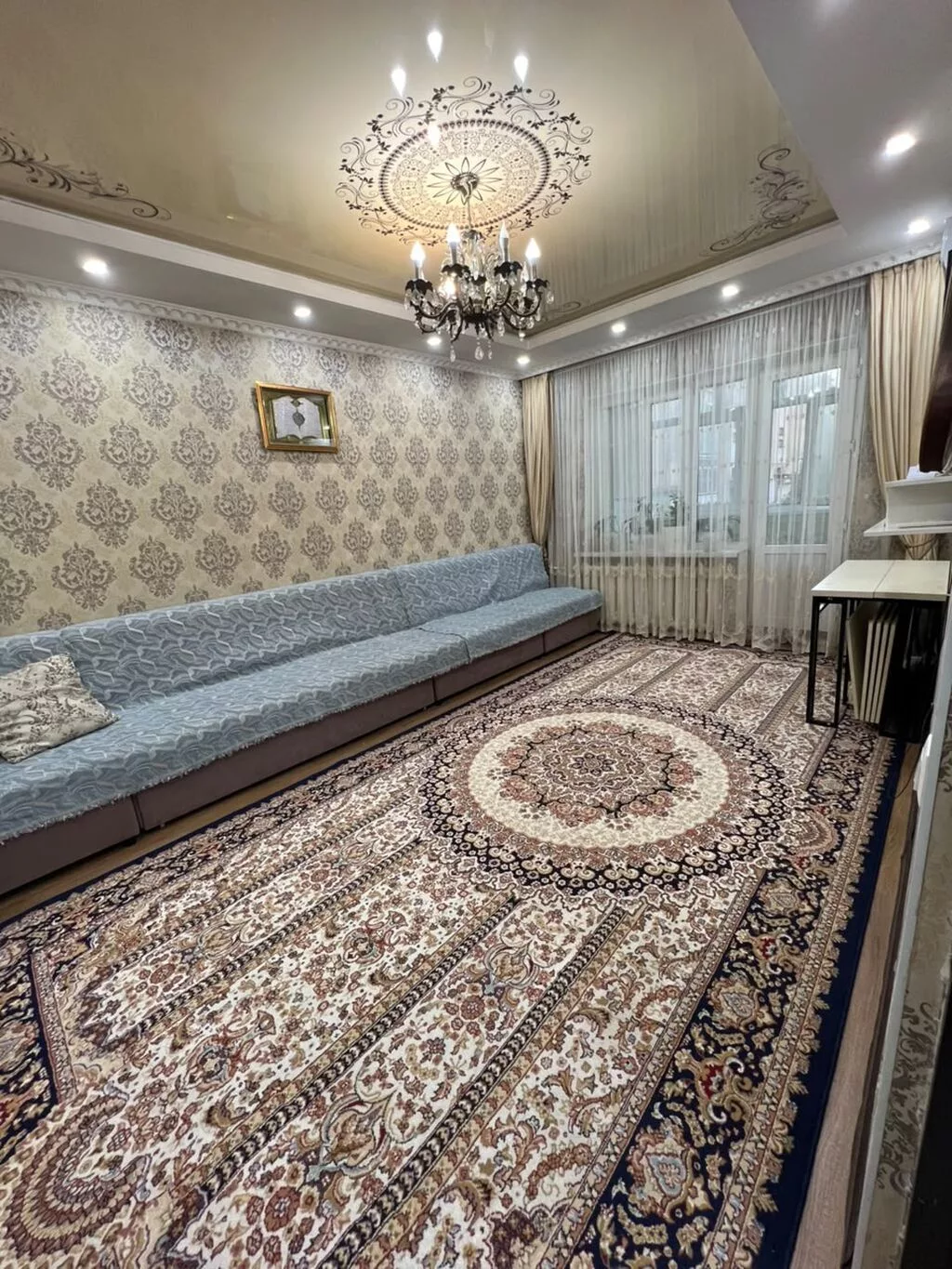 3 комнаты, 62 м², Кудайберген авторынок 105 серия, 1 этаж, Евроремонт