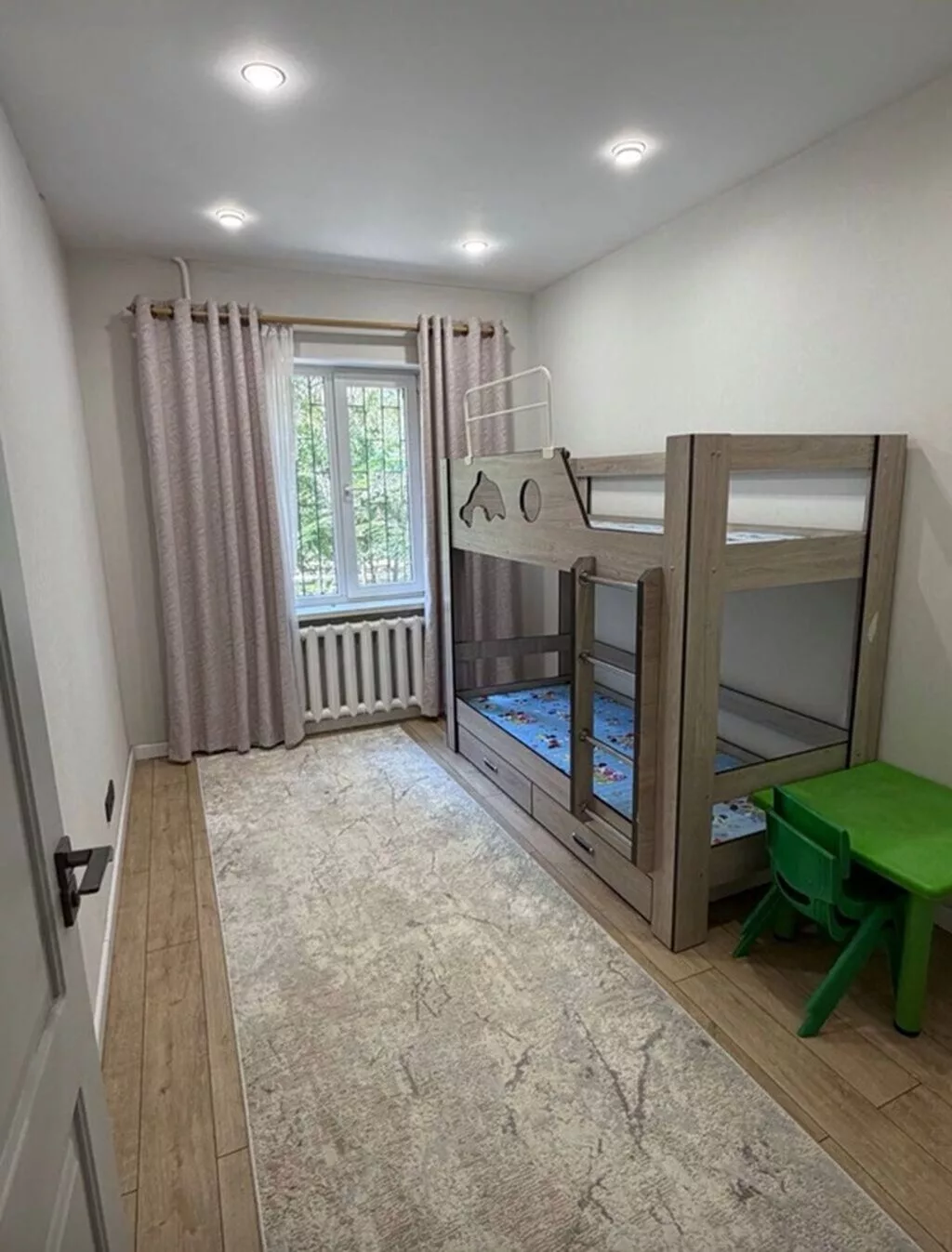 3 комнаты, 63 м², Средний Джал 105 серия, 1 этаж, Евроремонт