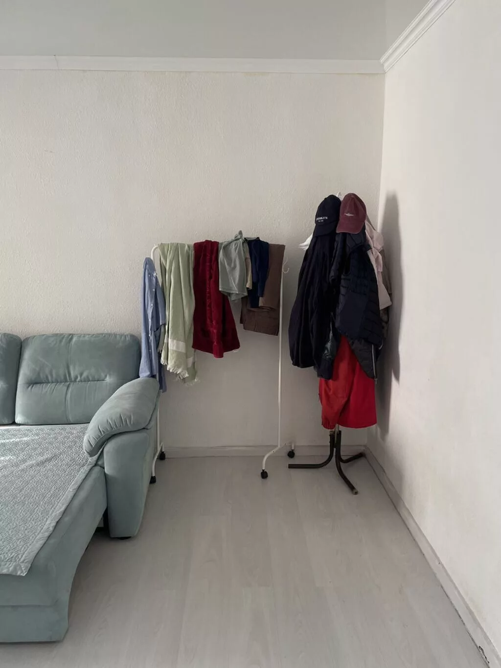 1 комната, 35 м², 8 мкр Индивидуалка, 5 этаж, Требуется ремонт
