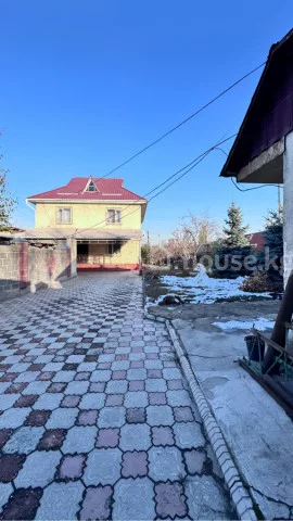 Продажа, дом, 6 и более-комн.: Чуйская область / Бишкек, город Бишкек, Горького - Алма-Атинская — за 30 656 500 сом