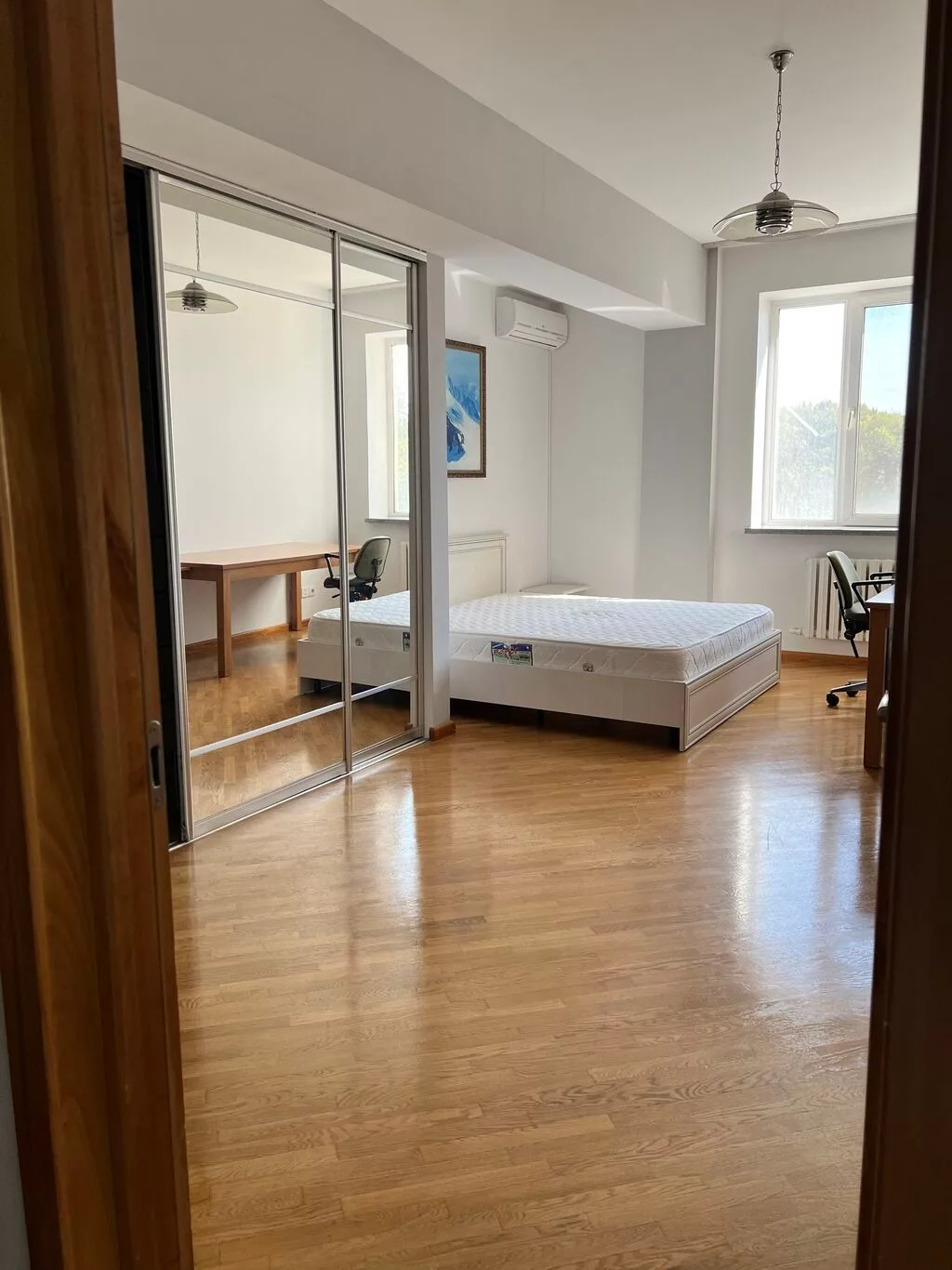 4 комнаты, Риэлтор, Без животных, от 1 года, С мебелью полностью