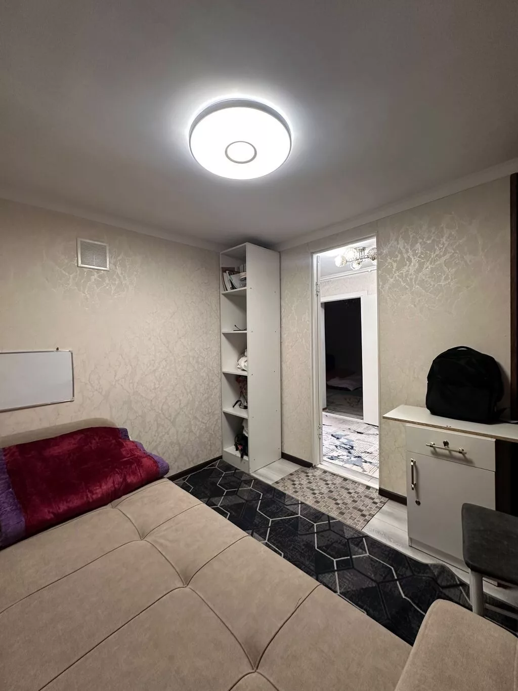 80 м², С мебелью частично