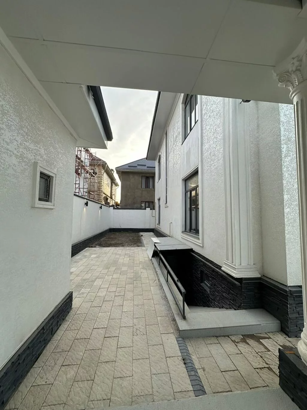 🏡 Продаётся просторный двухэтажный дом в Алтын Ордо Отличный вариант