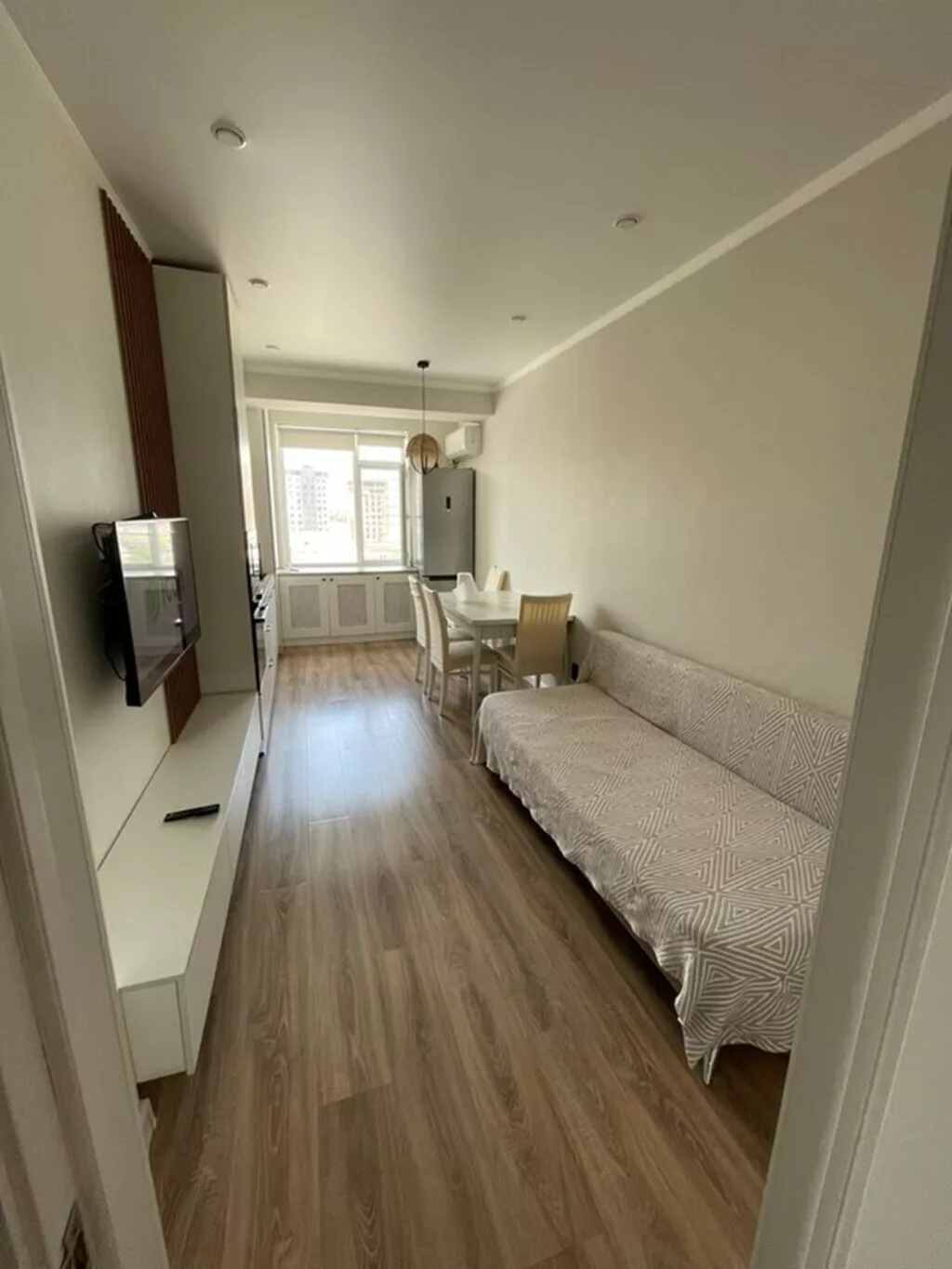 2 комнаты, 44 м², Асанбай мкр Элитка, 5 этаж, Дизайнерский ремонт