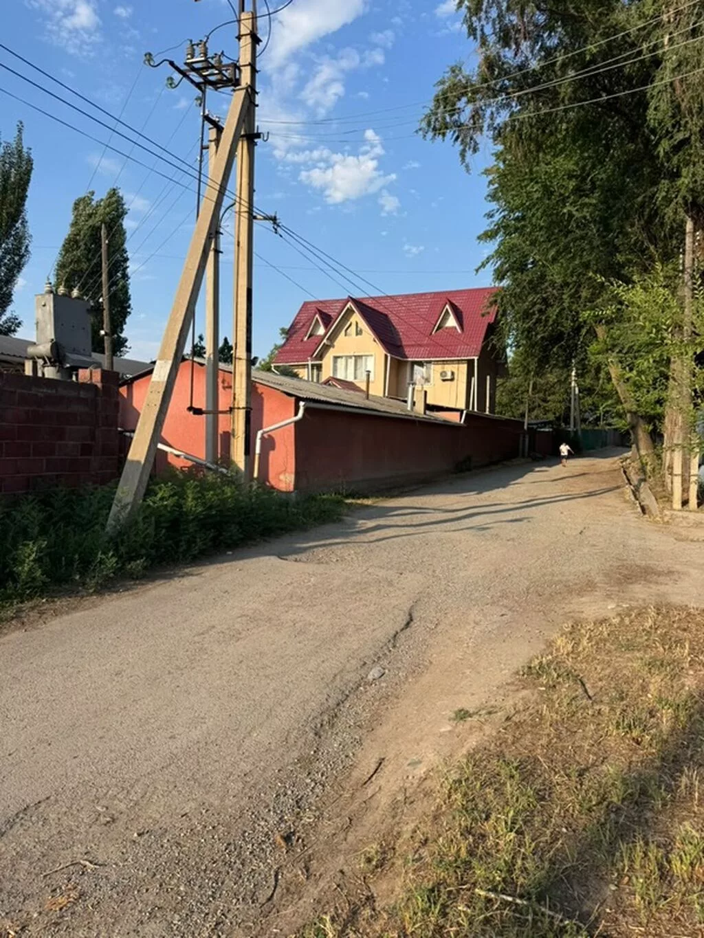 180 м², 6 комнат, Гоин, Семейным