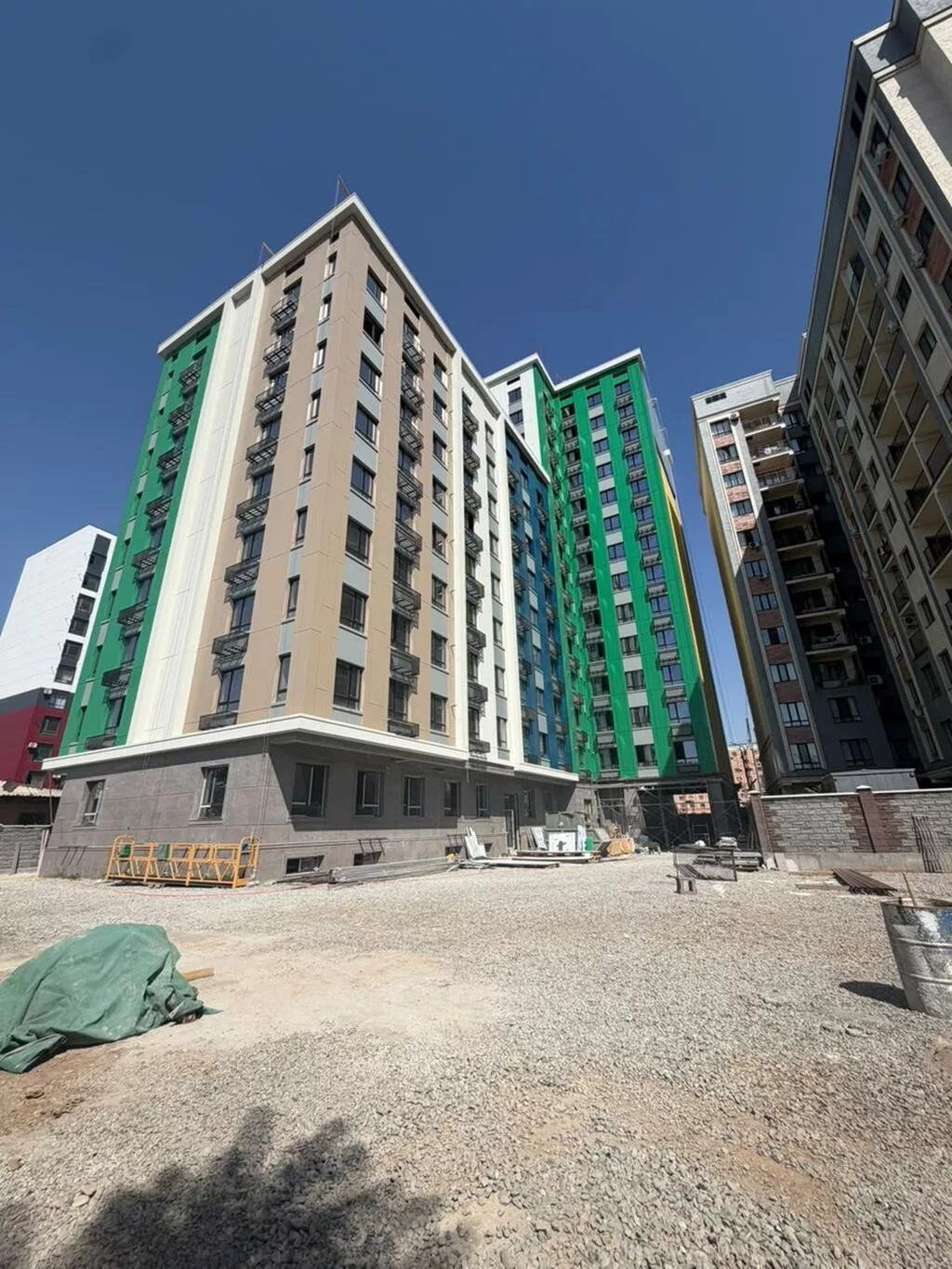 Строится, Индивидуалка, 1 комната, 50 м²