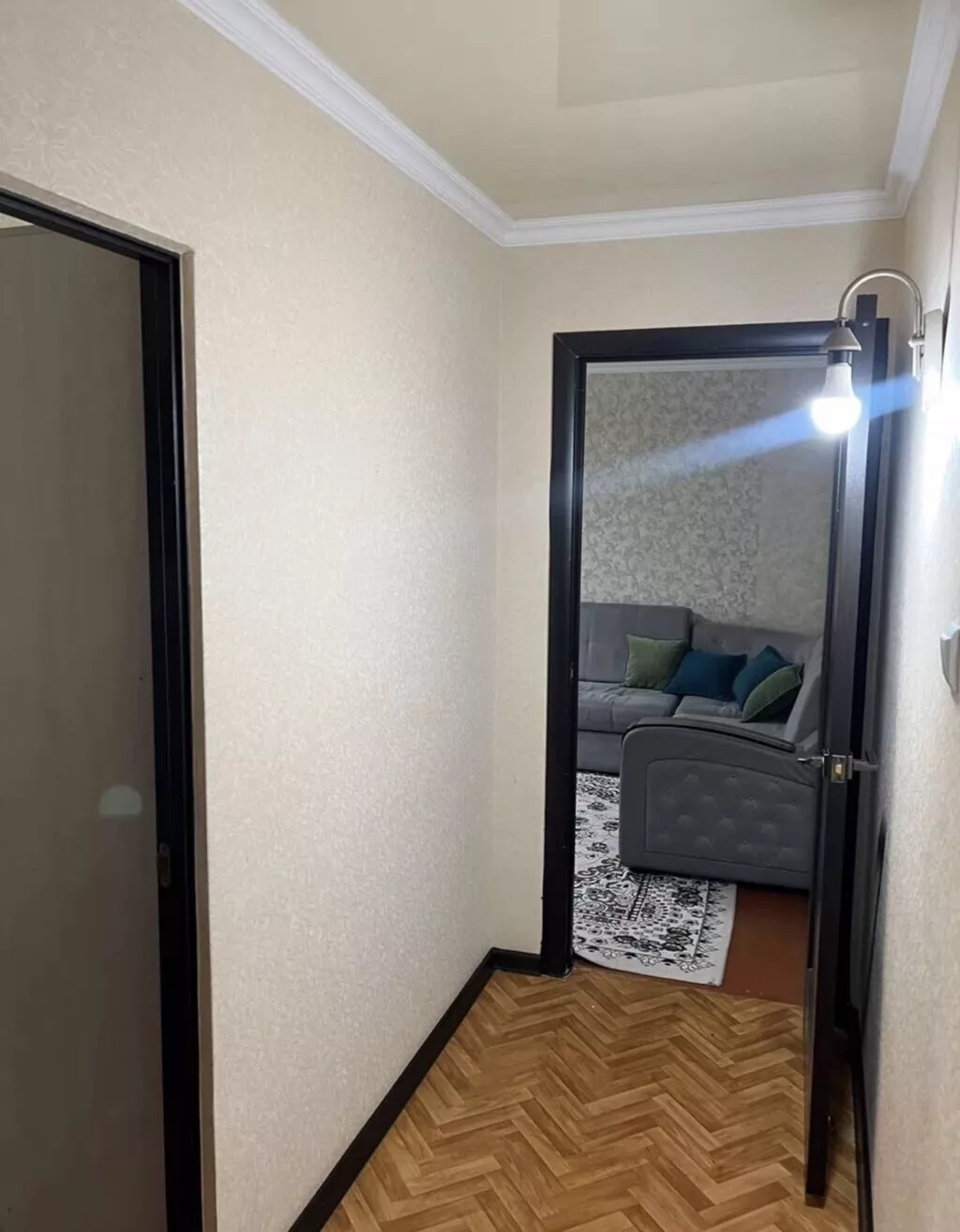 2 комнаты, 45 м², 9 мкр 104 серия, 2 этаж, Косметический ремонт