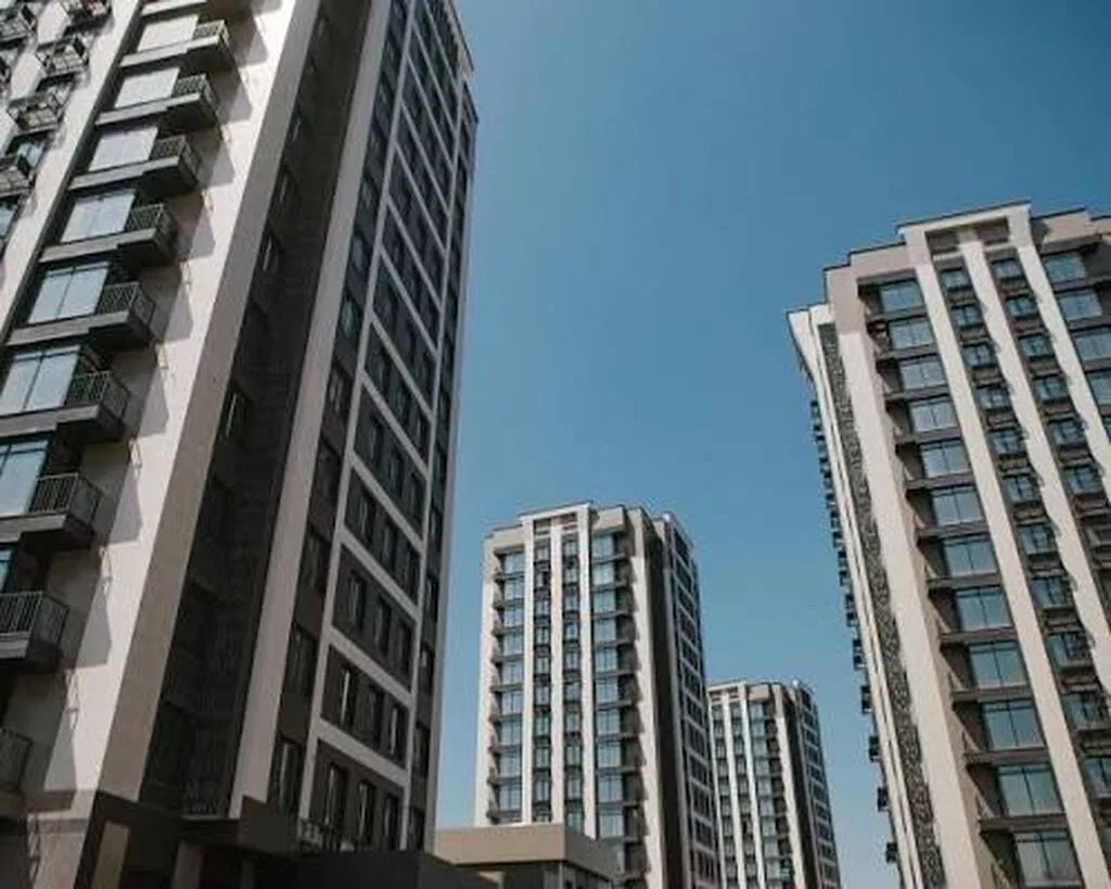3 комнаты, 131 м², Элитка, 9 этаж, ПСО (под самоотделку)