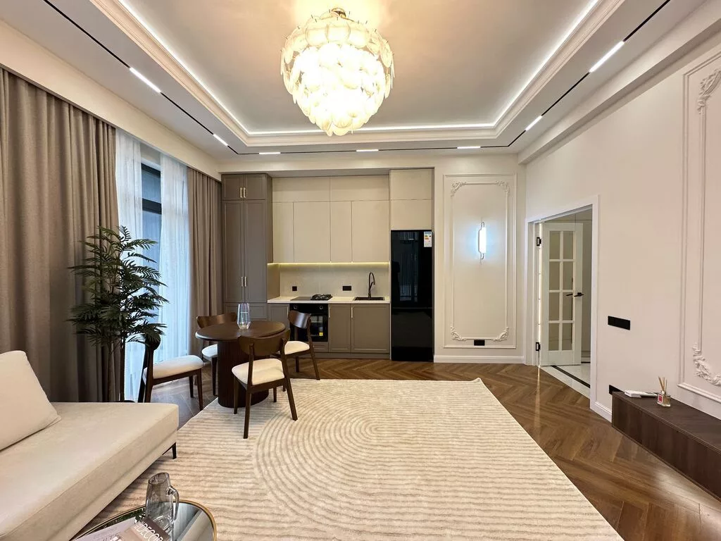 3 комнаты, 92 м², Орто-Сай с. Элитка, 4 этаж, Дизайнерский ремонт
