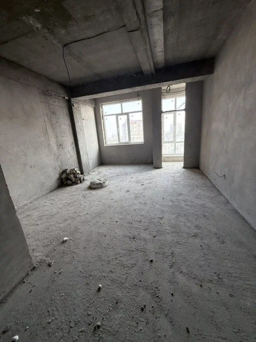 1 комната, 40 м², 3 мкр Элитка, 5 этаж, ПСО (под самоотделку)