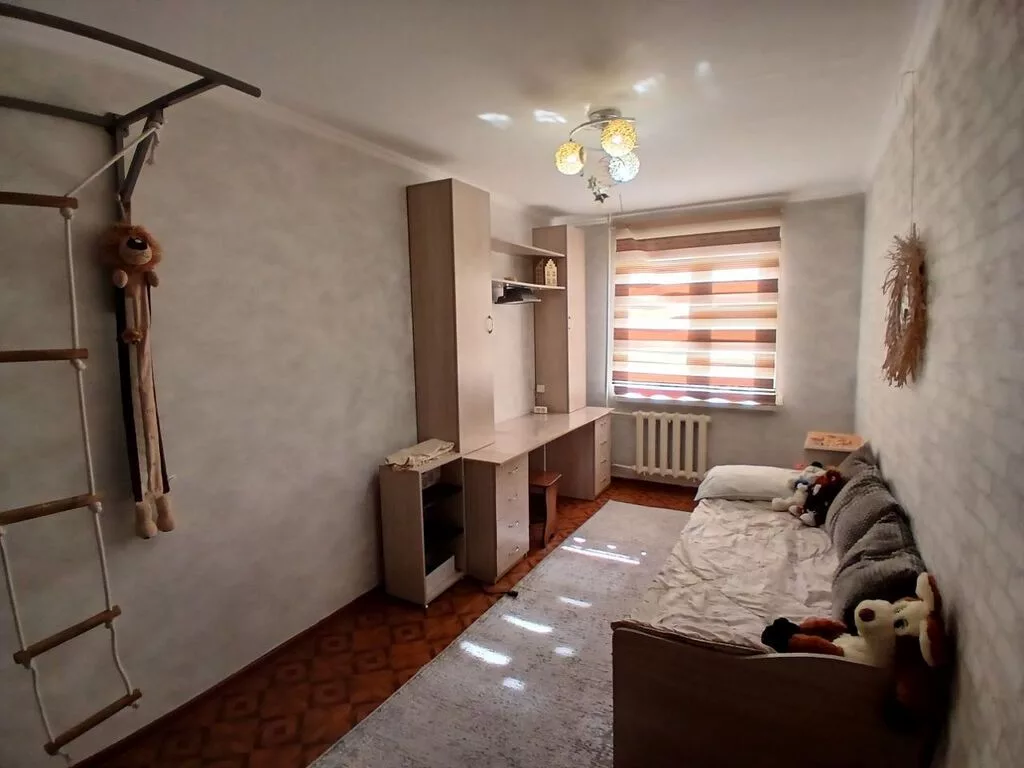 3 комнаты, 66 м², 6 мкр 104 серия, 3 этаж