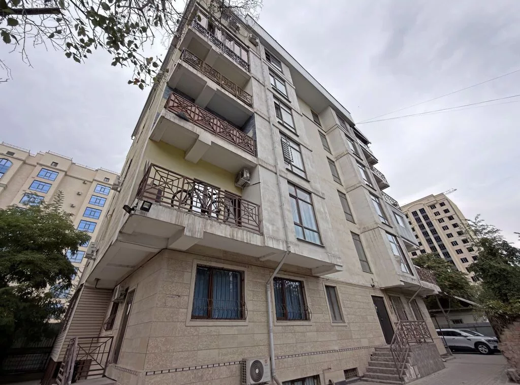 2 комнаты, 77 м², Академия Наук Элитка, 4 этаж, Косметический ремонт