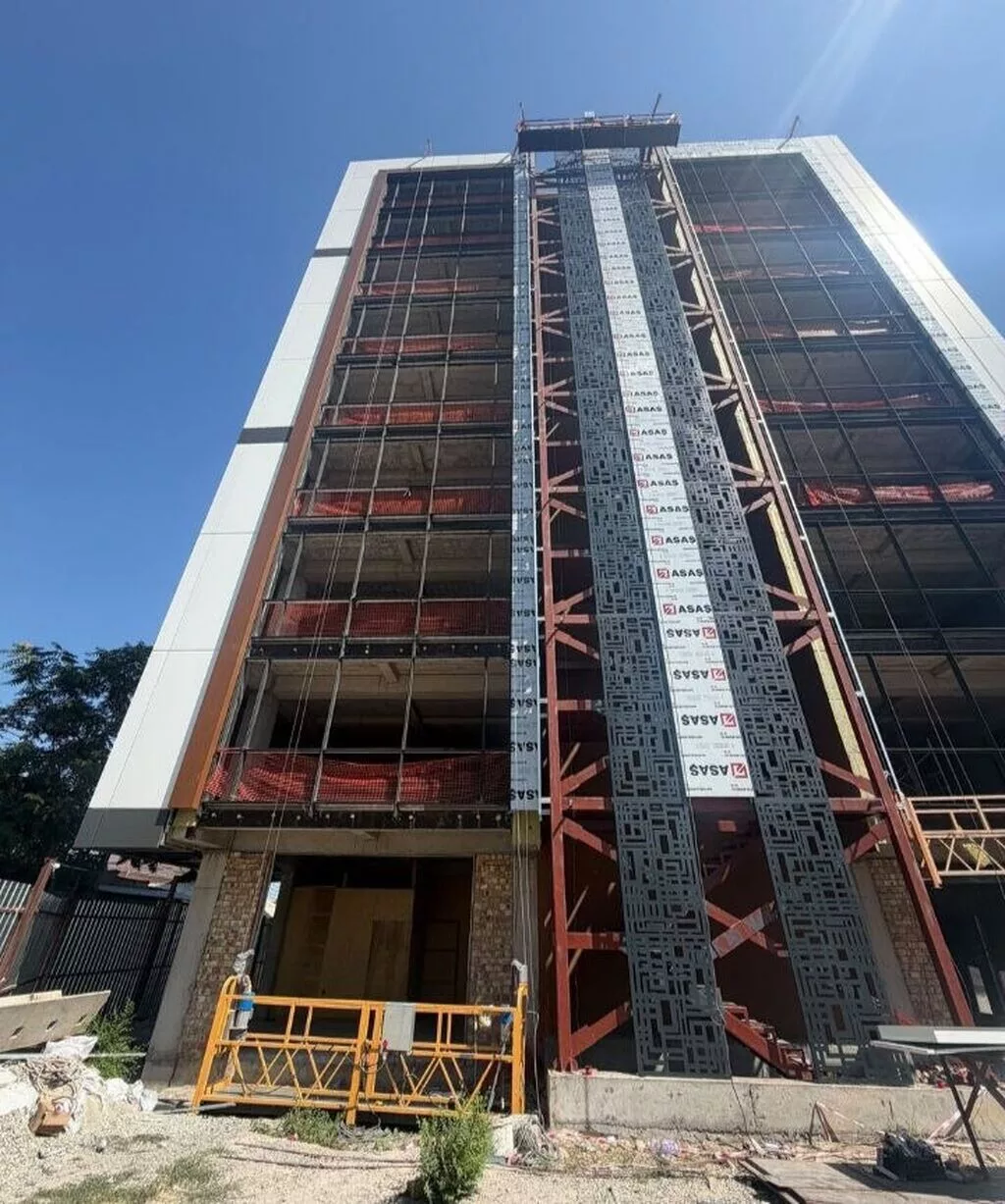 Продажа офисов 121 м², Без ремонта, Бизнес центр, 3 этаж