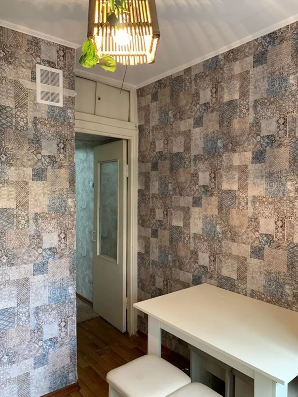 1 комната, 32 м², 10 мкр 104 серия, 4 этаж, Свежий ремонт