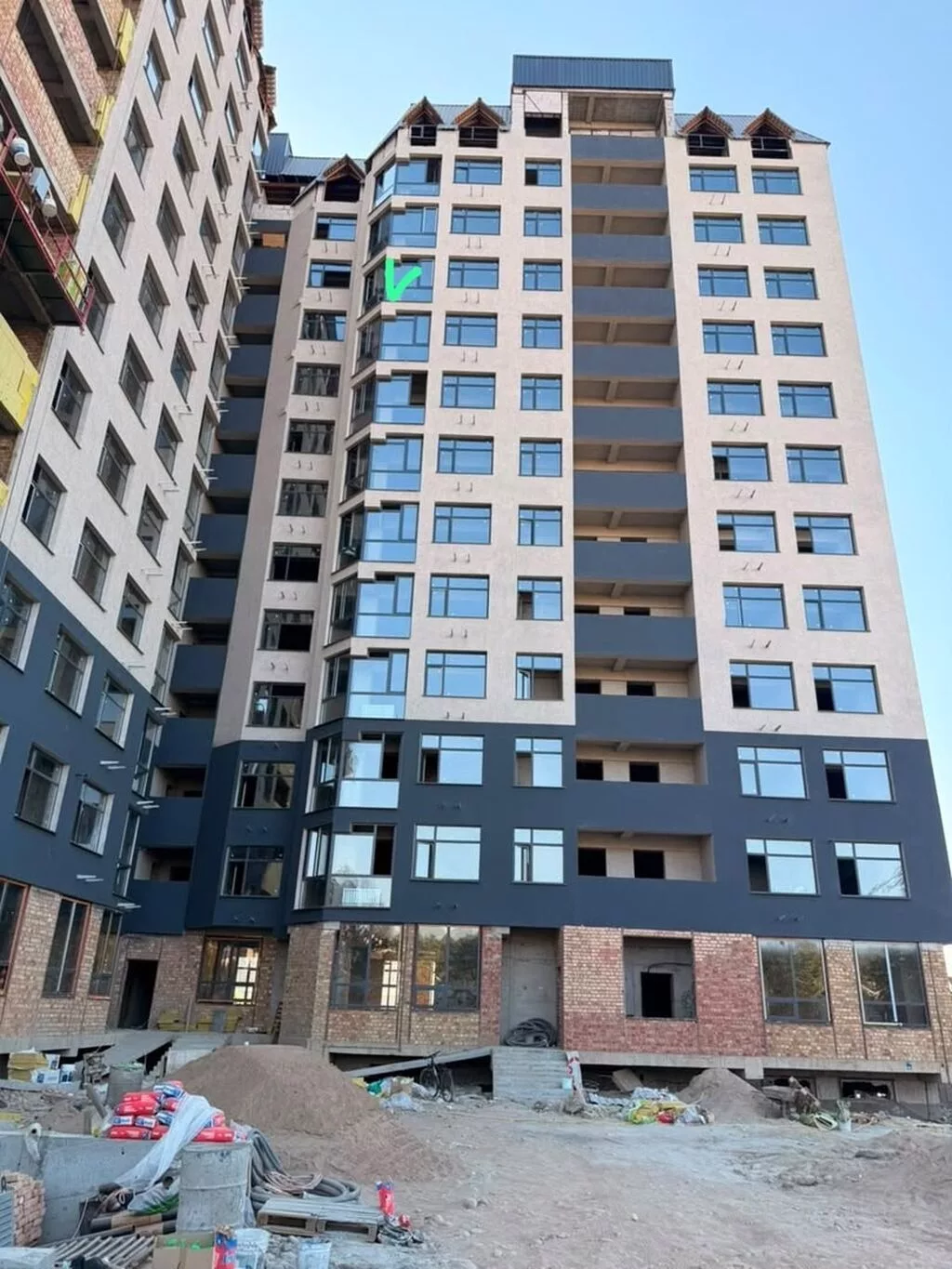 Строится, Элитка, 1 комната, 43 м²