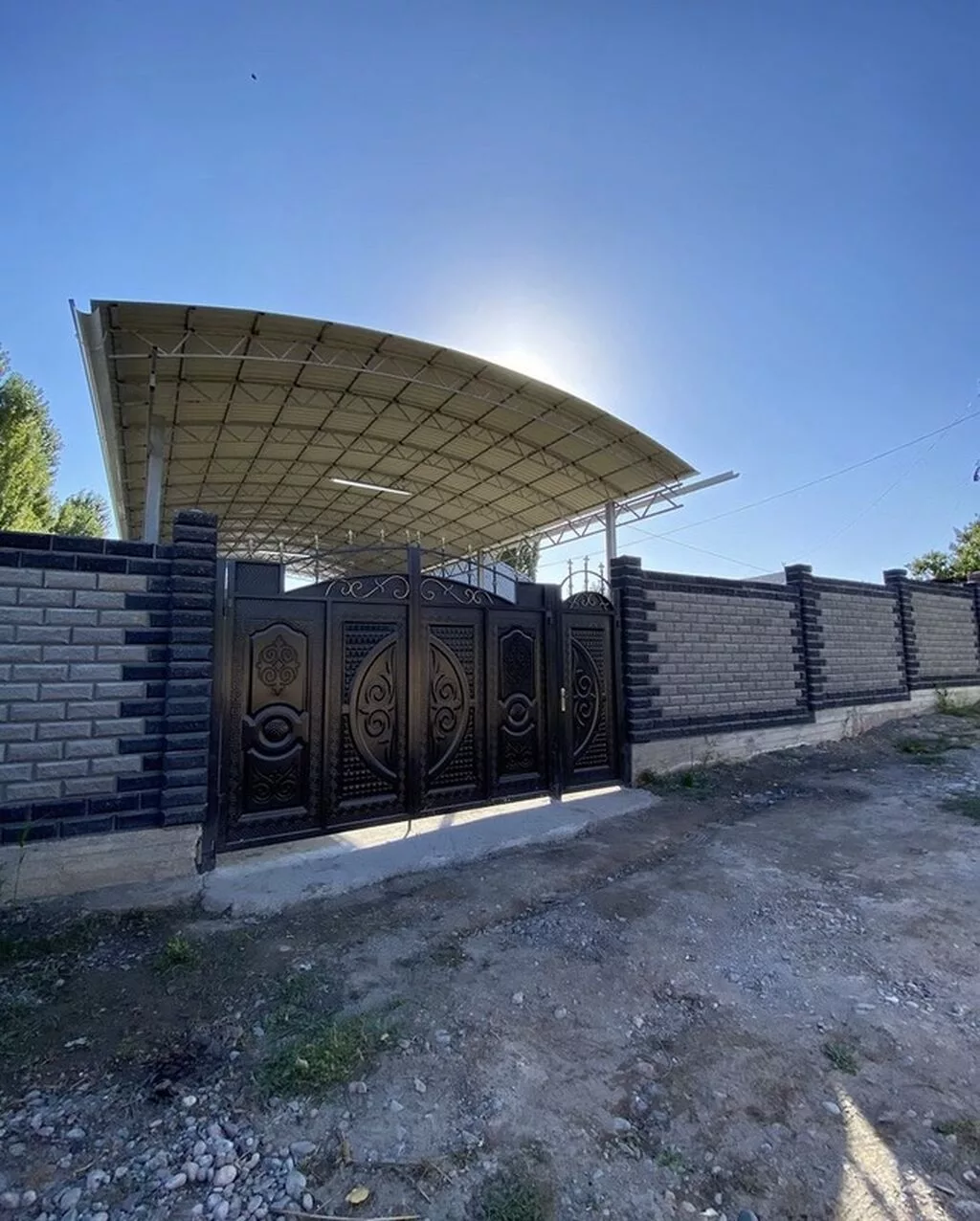 🏠 ҮЙ САТЫЛАТ! 📍 Ак-Жар, 25-көчө 📐 4 сотых жер 🏡 2 үй 🔥 Отопление 📍