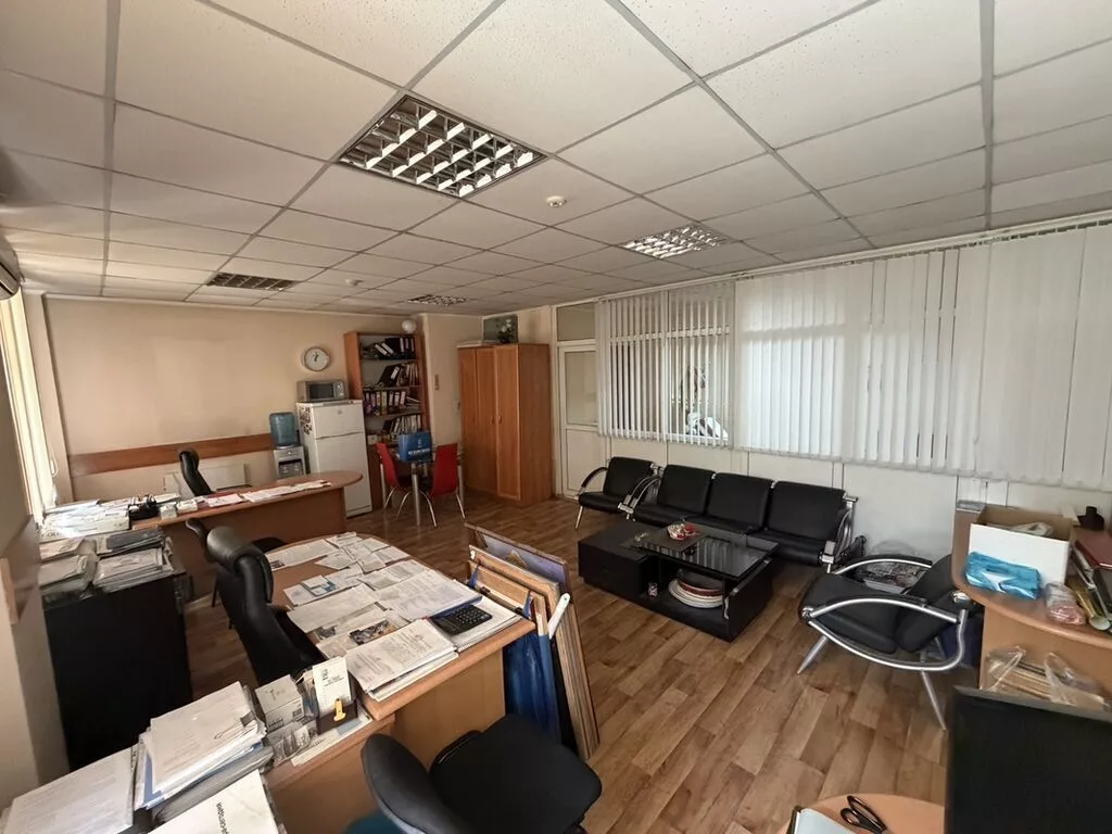 Сдаю The entire office: 50 м², С ремонтом