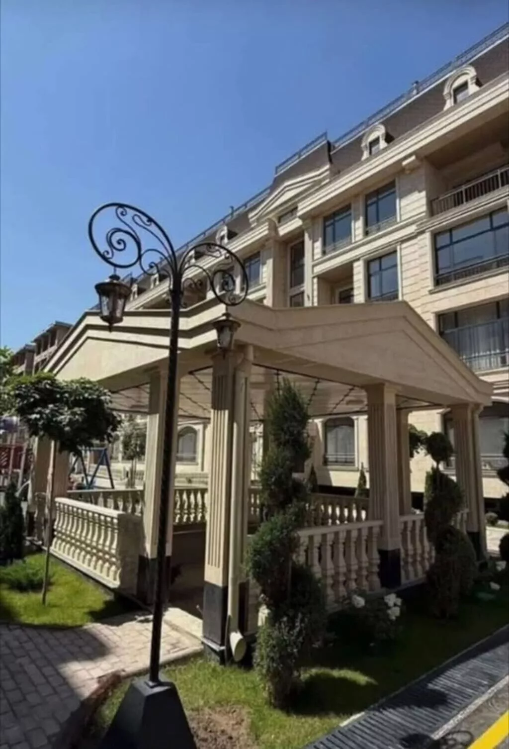 Продается 4 х комнатная квартира 📍Адрес: Асанбай 🏗️Застройщик: TS
