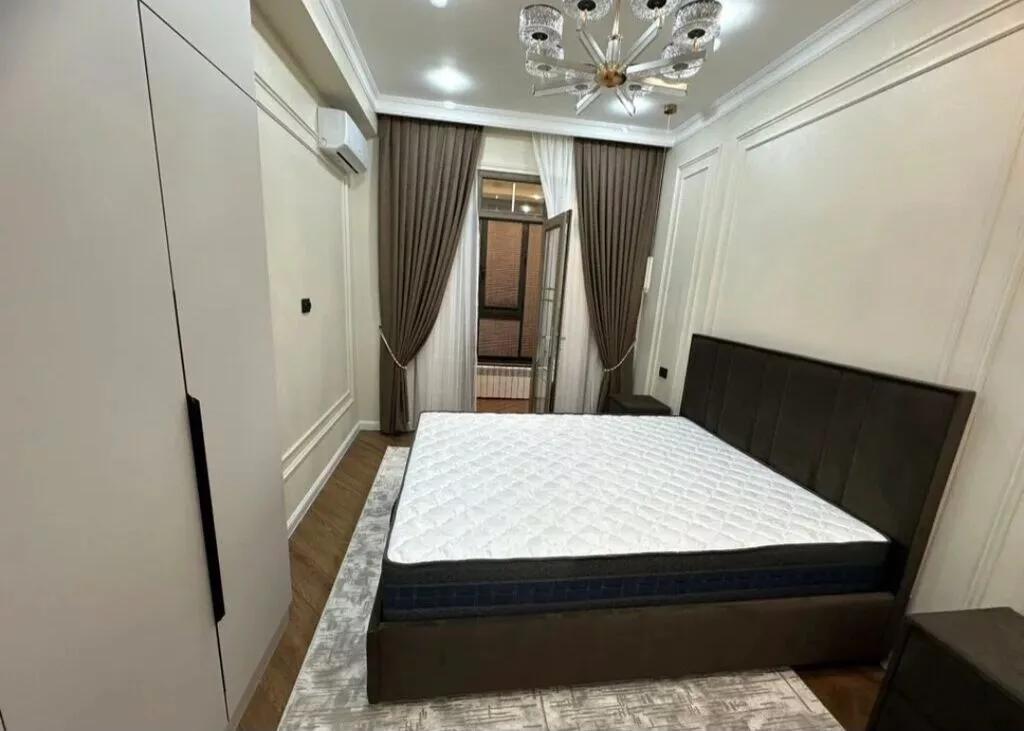 Сдается: 2комнатная квартира Район: Ала-Арча ТРЦ Адрес: Чынгыза