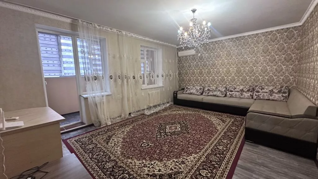 Сдается на короткий срок! До 1 месяца Просторная 1-комнатная квартира