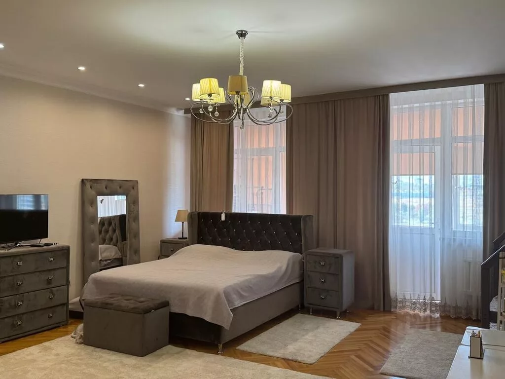 Продажа просторной квартиры 196 м² Продаётся просторная квартира