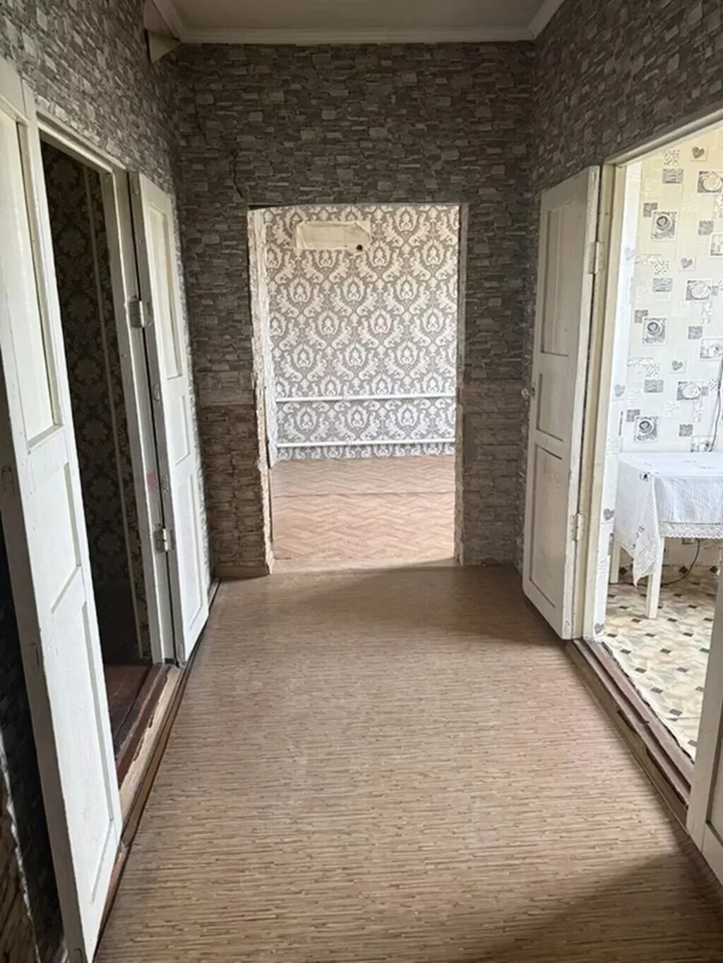 53 м², 3 комнаты, Новопавловка с., Без животных