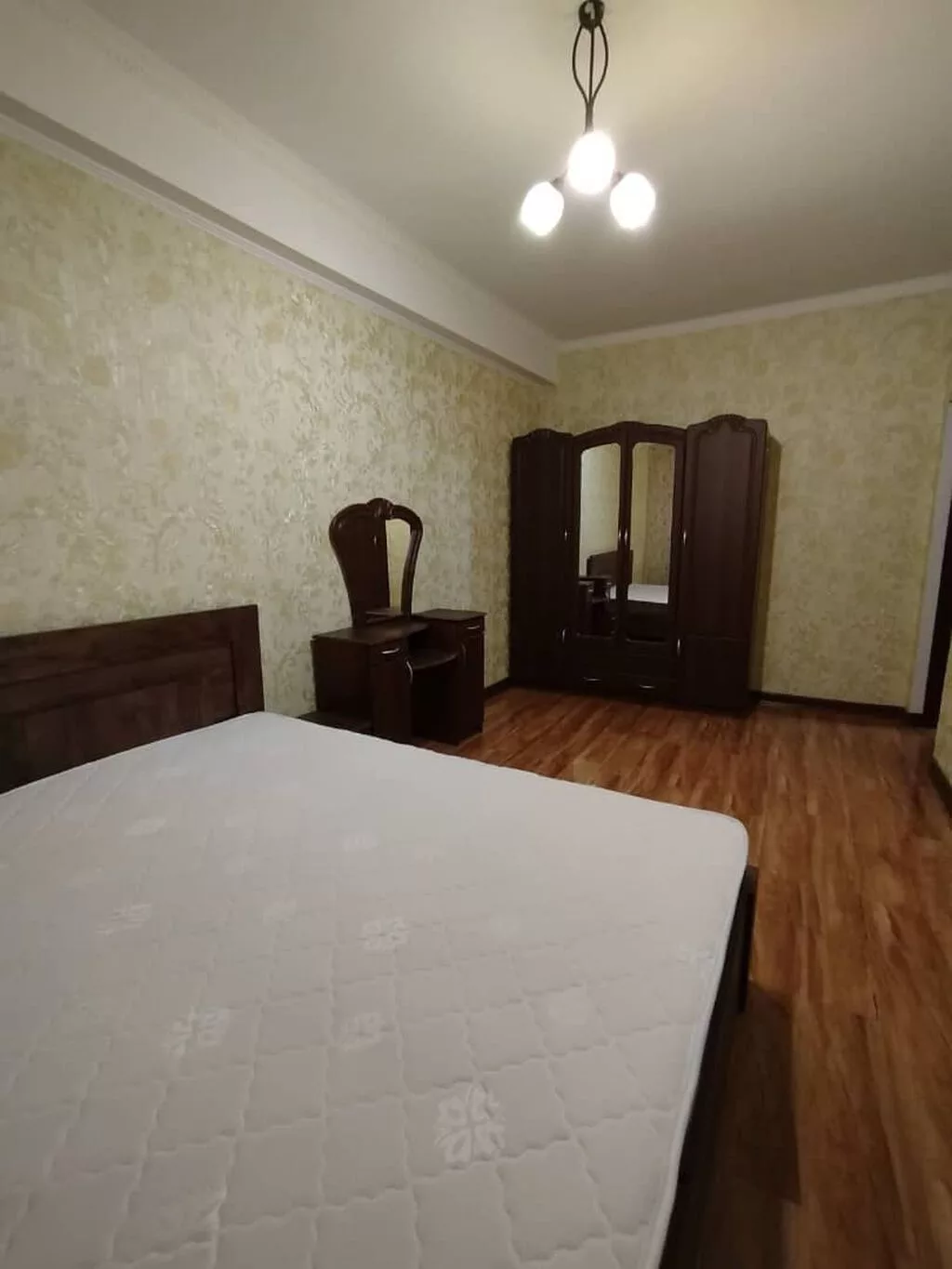 2 комнаты, 75 м², Ала-Арча ж/м Элитка, 7 этаж, Косметический ремонт